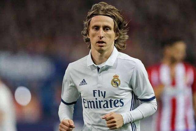 罗马诺：埃弗顿有意签下霍尔，并已经向切尔西正式提交报价